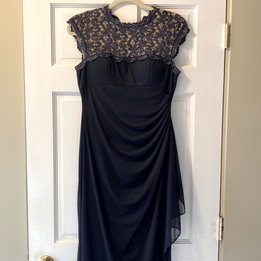Alex Evenings gown. Mother of the Bride/Groom dress.